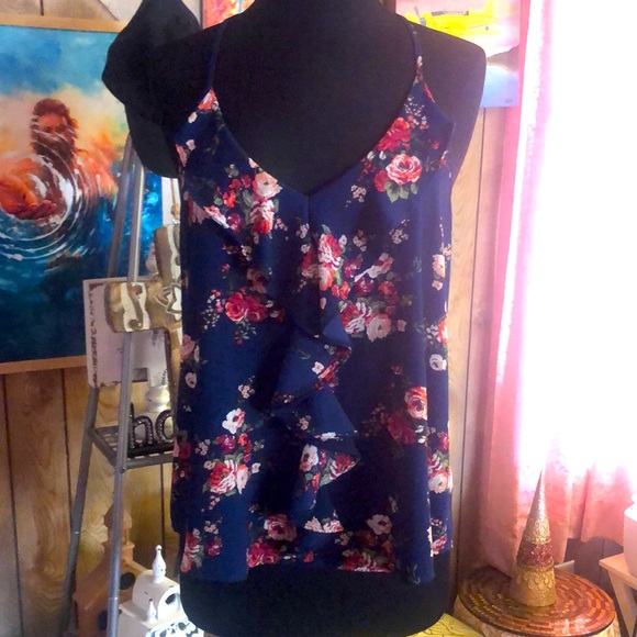 Pretty Sleeveless Women’s Blouse by Sweet Wanderer - Picture 1 of 14